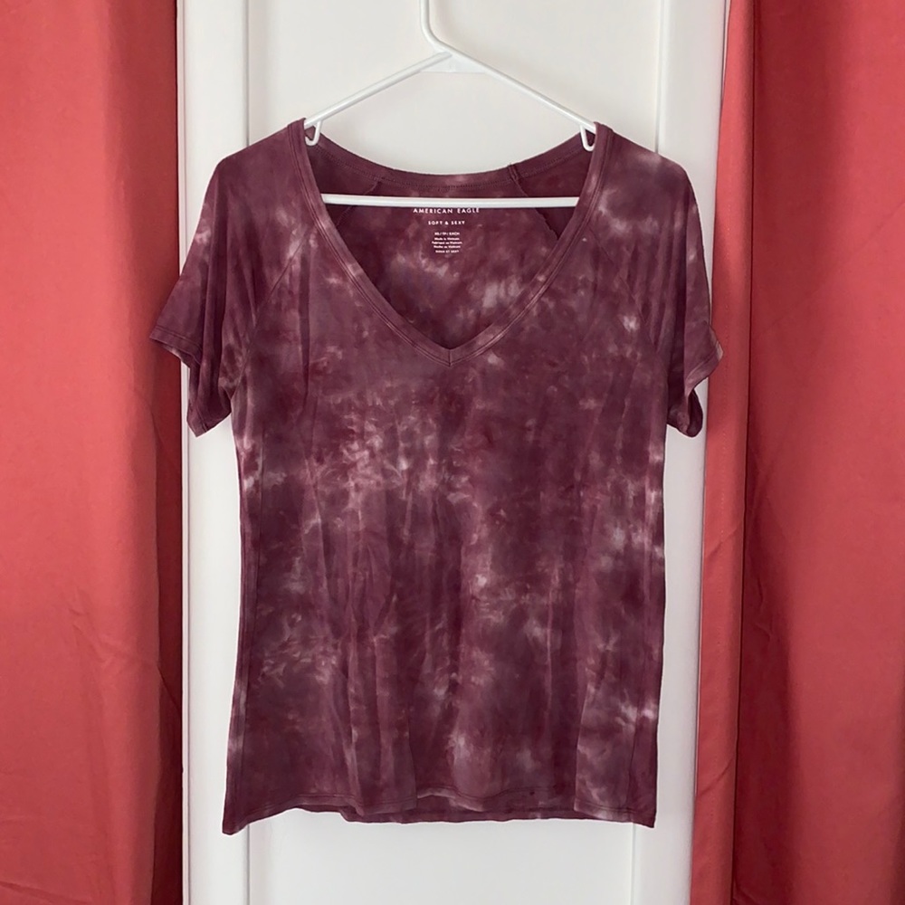 american eagle t-shirt